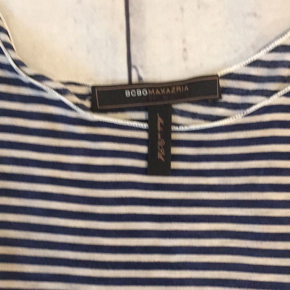 BCBG Sample, Blue & White Striped Long-Sleeved Tee w/Ruched Back - Size XS/S - Picture 8 of 9